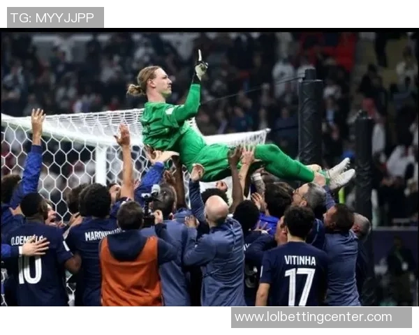 国王杯激战巴黎圣日耳曼小胜波尔图点球大战瞬间点燃全场激情